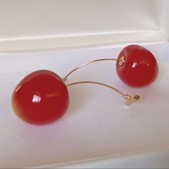 Jewelry - *RELISTED* check closet!